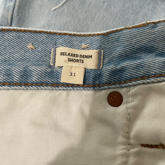 MADEWELL Relaxed Denim Short in Cedarcroft Wash 31 - Picture 9 of 11